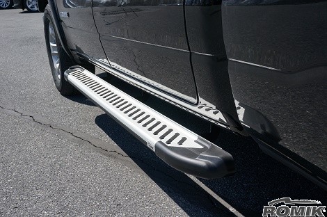 19-up Ram Truck Crew Cab Romik RAL-TS Silver Running Boards